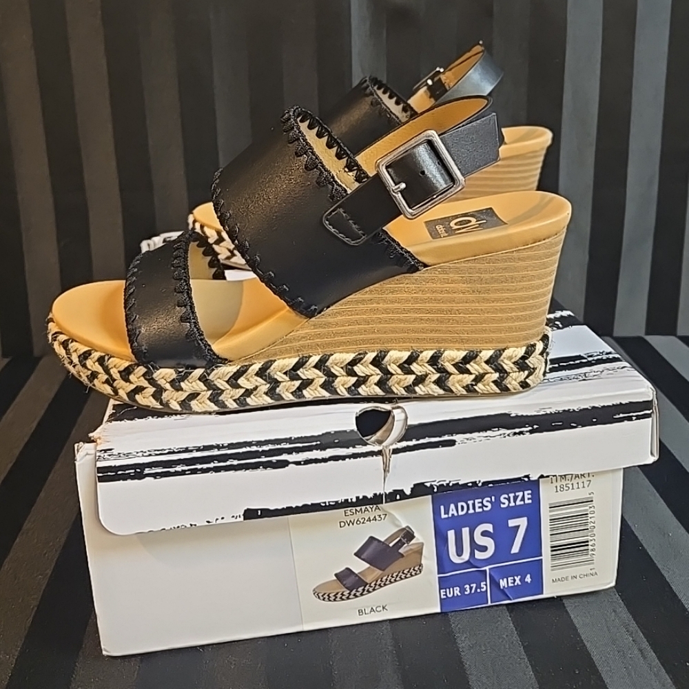 Damaged Box New Women's US 7 Dolce Vita Esmaya Wedge Strap Sandals - Picture 7 of 11